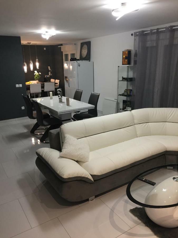 Вилла Maison Lilouma Монтеврен Экстерьер фото